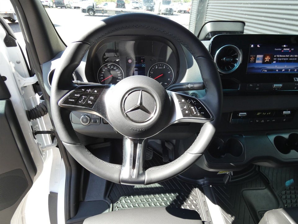 Mercedes Sprinter 317 2,0 CDi A2 Kassevogn PRO aut. RWD