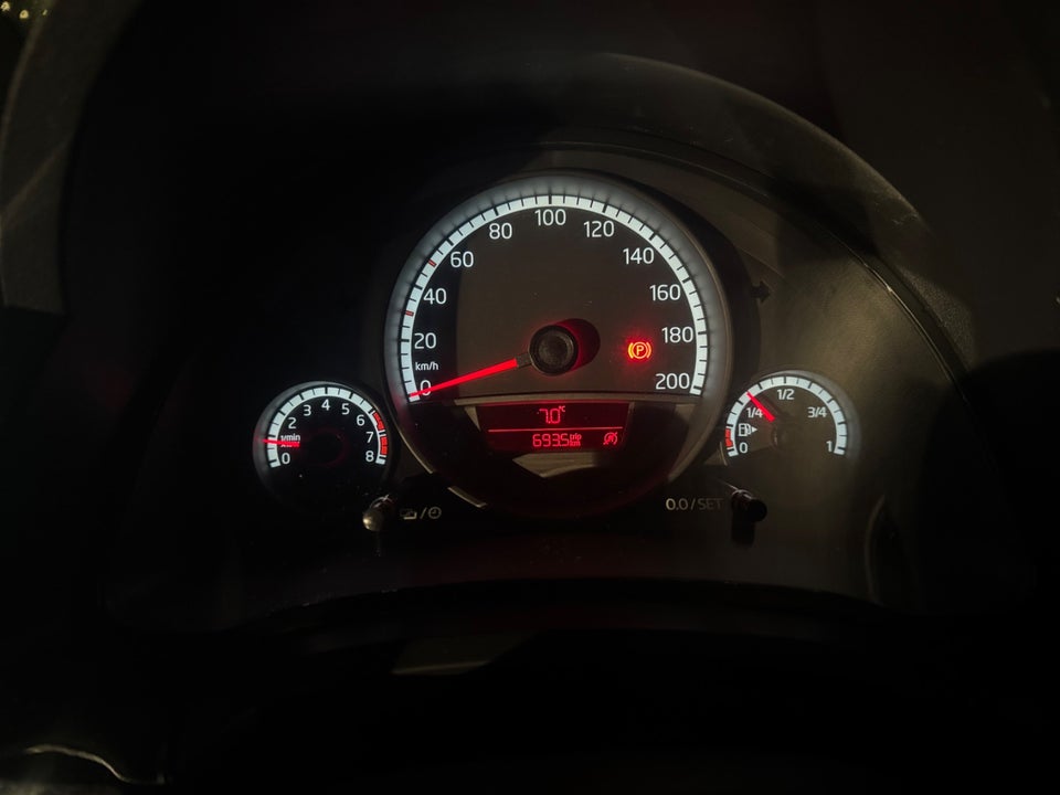 VW Up! 1,0 60 Black Up! 5d