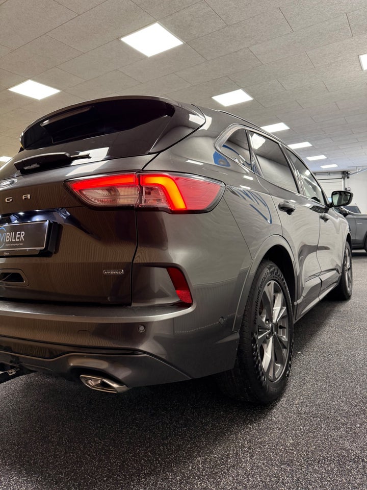 Ford Kuga 2,5 PHEV ST-Line X CVT 5d