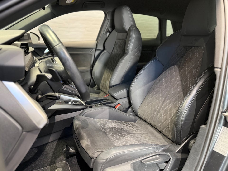 Audi A3 40 TFSi e Advanced Sportback S-tr. 5d