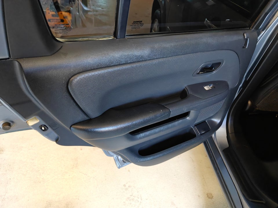 Honda CR-V 2,0 Executive 5d