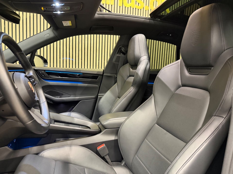 Porsche Macan 4 5d