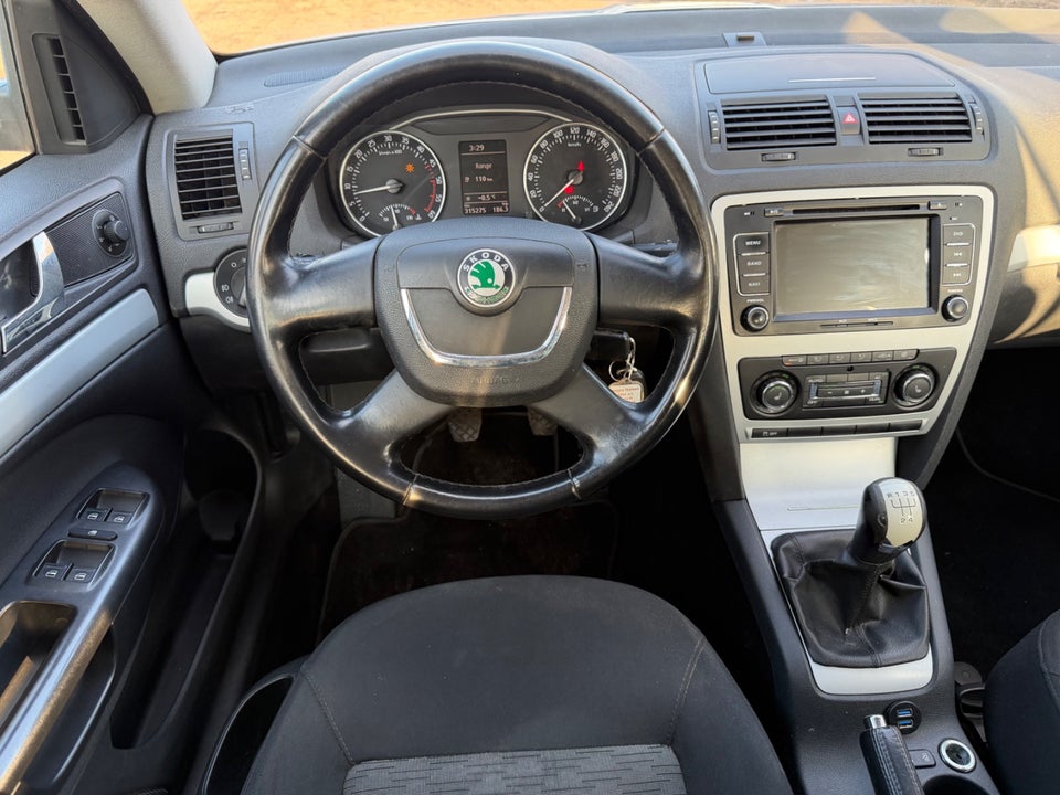 Skoda Octavia 1,6 TDi 105 GreenLine Combi 5d