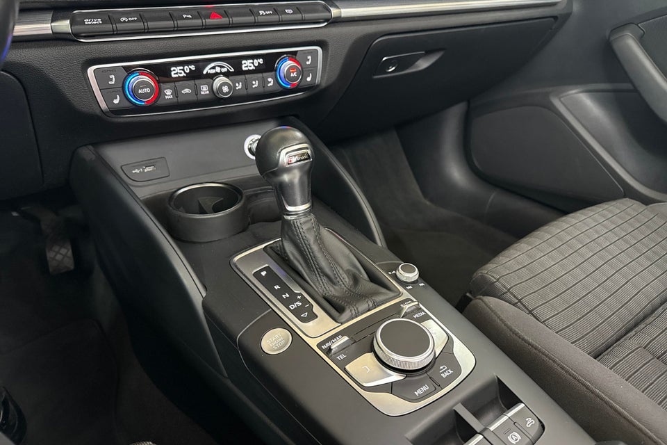 Audi A3 35 TFSi Limited plus Cabriolet S-tr. 2d