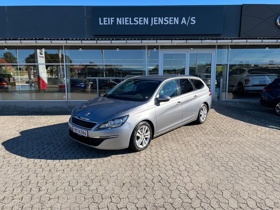 Peugeot 308 1,6 BlueHDi 120 Collection SW 5d