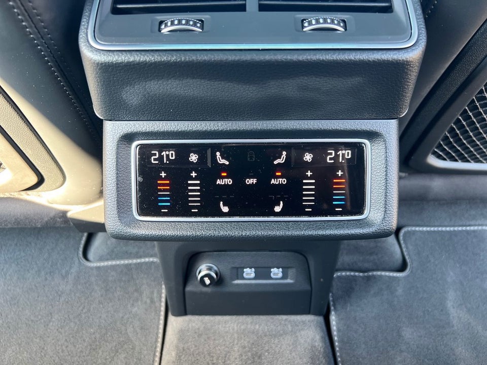 Audi e-tron S Sportback quattro 5d