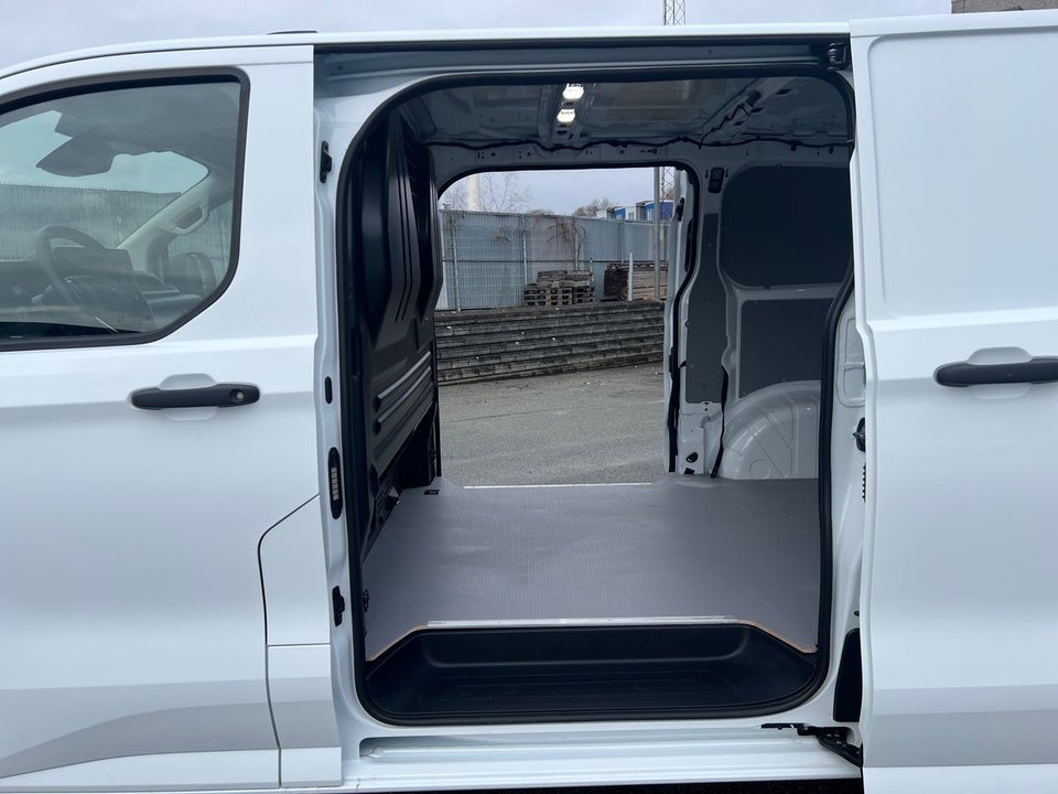 Ford Transit Custom 320S 2,5 PHEV Trend CVT