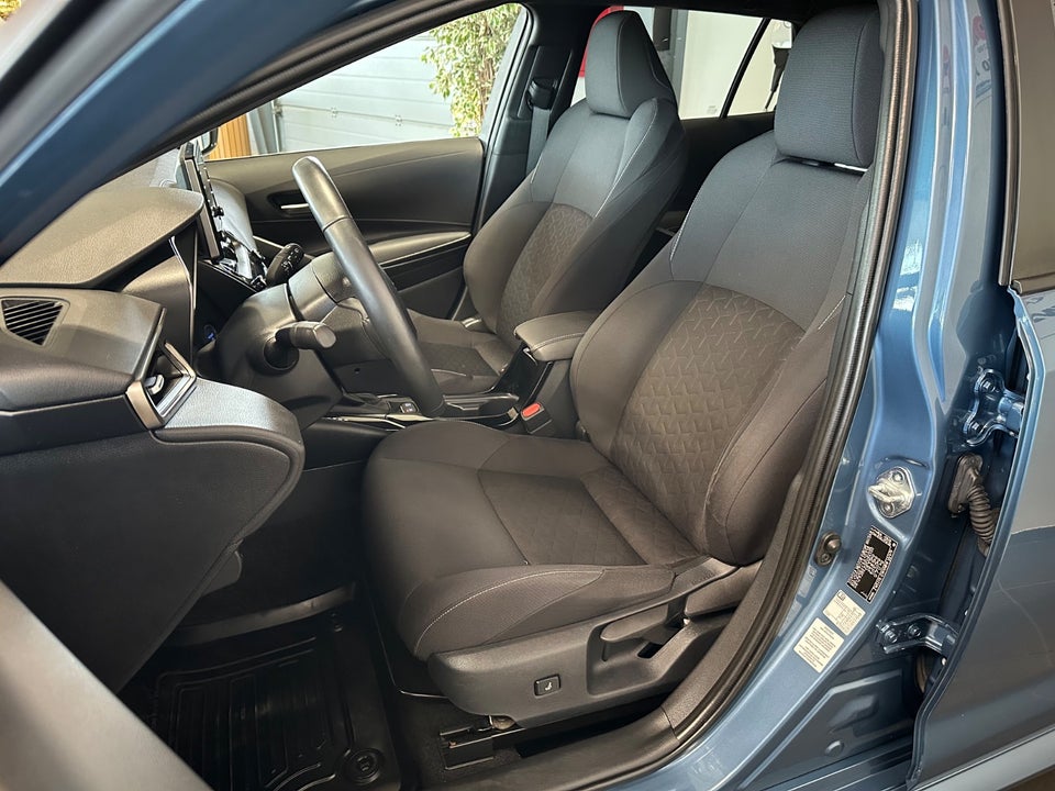 Toyota Corolla 1,8 Hybrid H3 Business Touring Sports MDS Van 5d