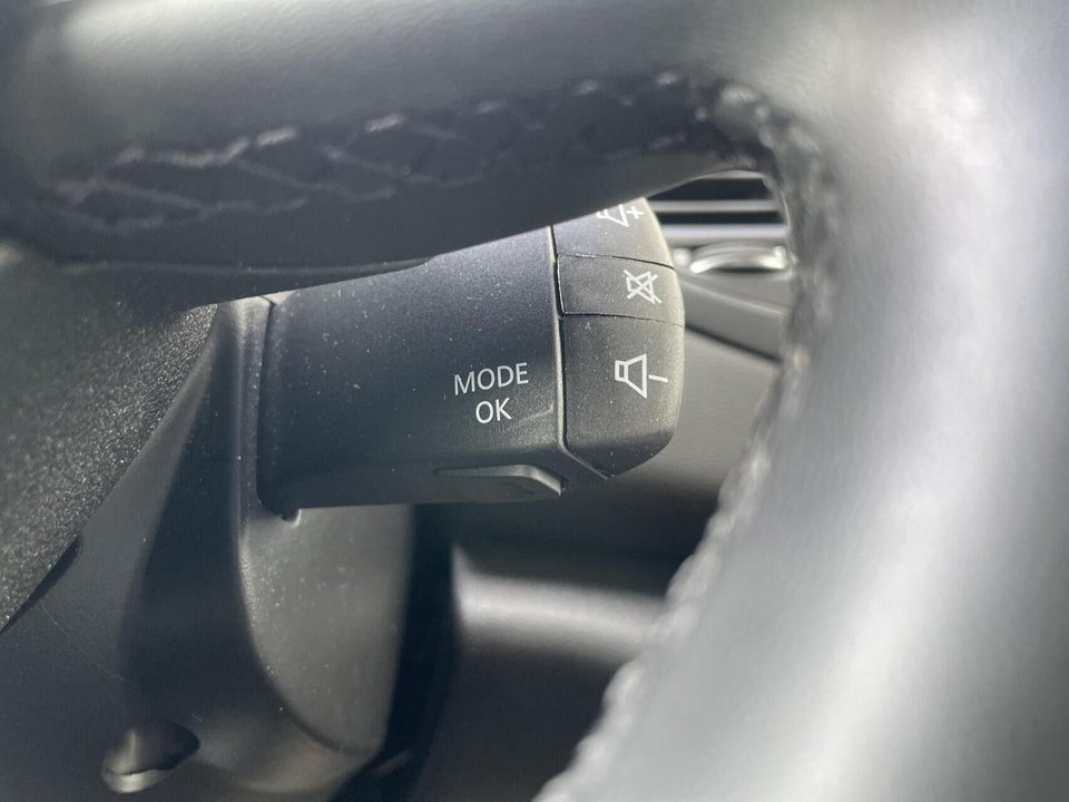 Renault Megane IV 1,3 TCe 140 Zen Sport Tourer EDC 5d