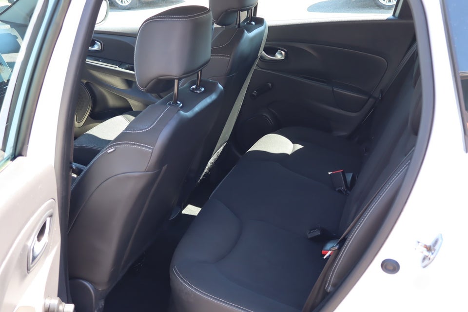 Renault Clio IV 1,5 dCi 75 Expression Sport Tourer 5d