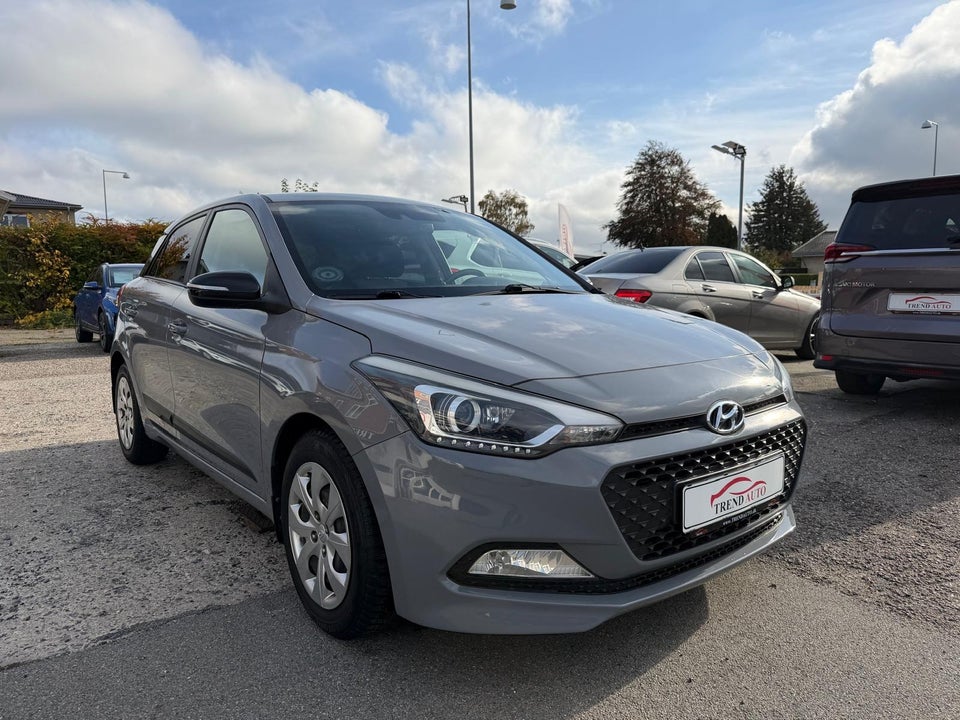 Hyundai i20 1,25 Black Line 5d