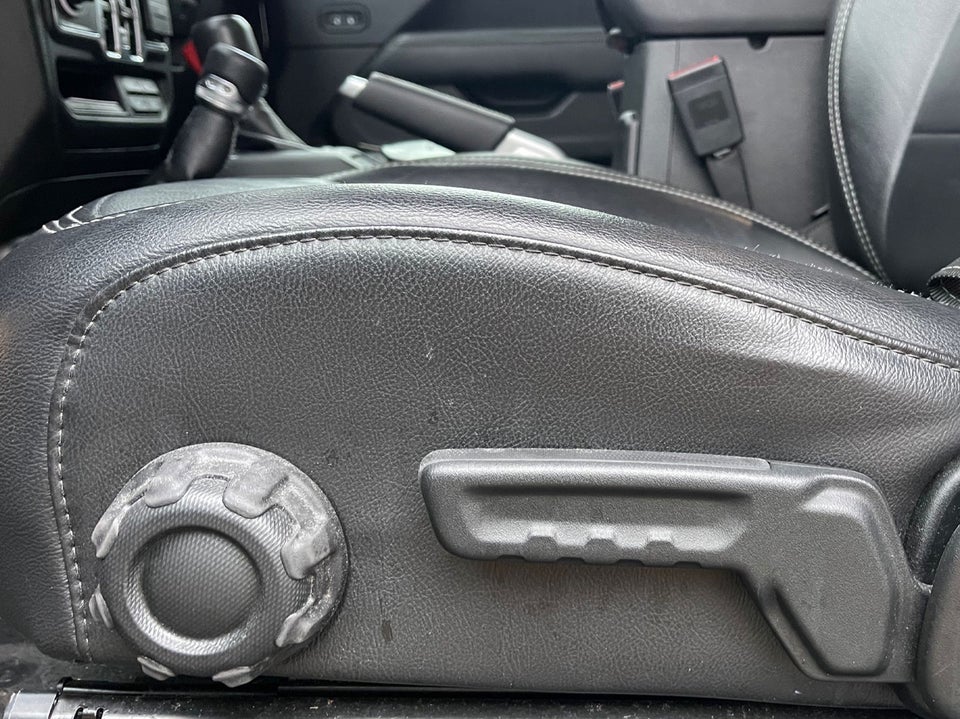 Jeep Wrangler Unlimited 2,0 T Sahara aut. 4x4 5d