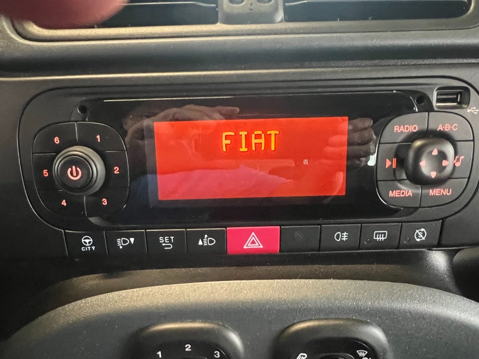 Fiat Panda 1,0 Anniversario 5d