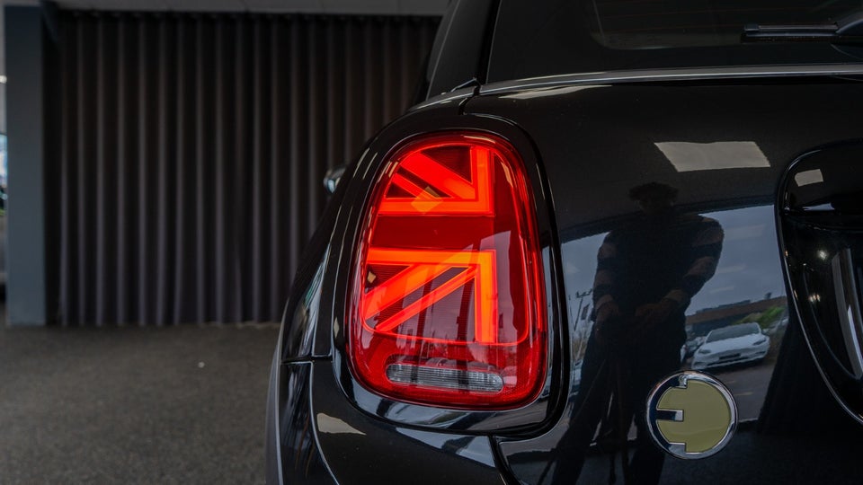 MINI Cooper SE Edition Premium Plus 3d