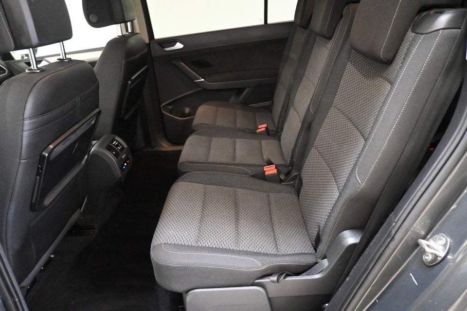VW Touran 1,2 TSi 110 Comfortline 7prs 5d