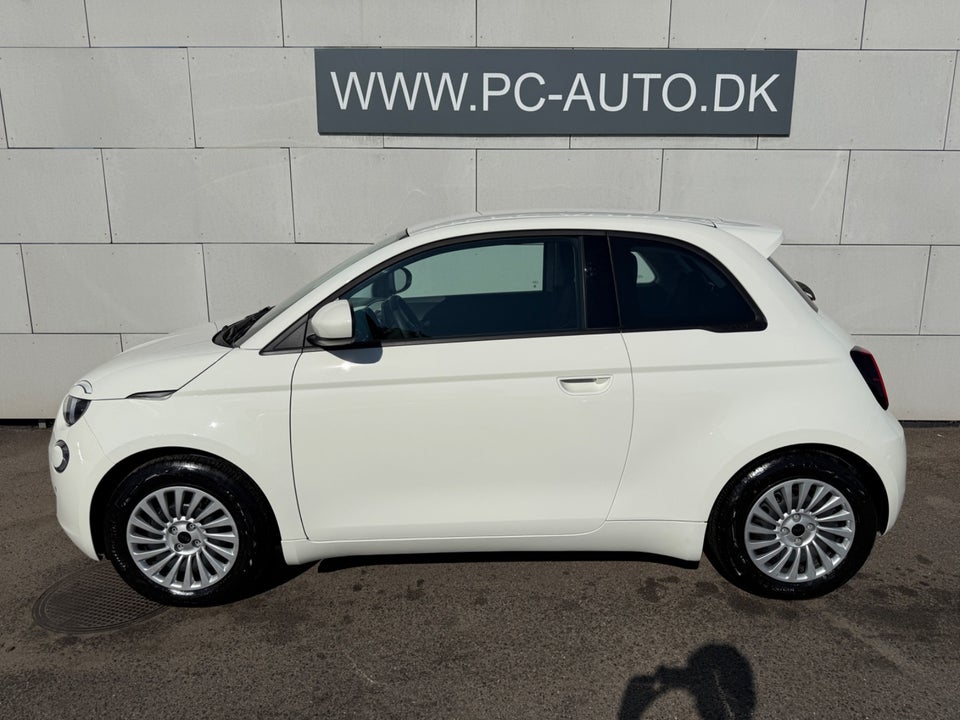 Fiat 500e 42 Icon 3d