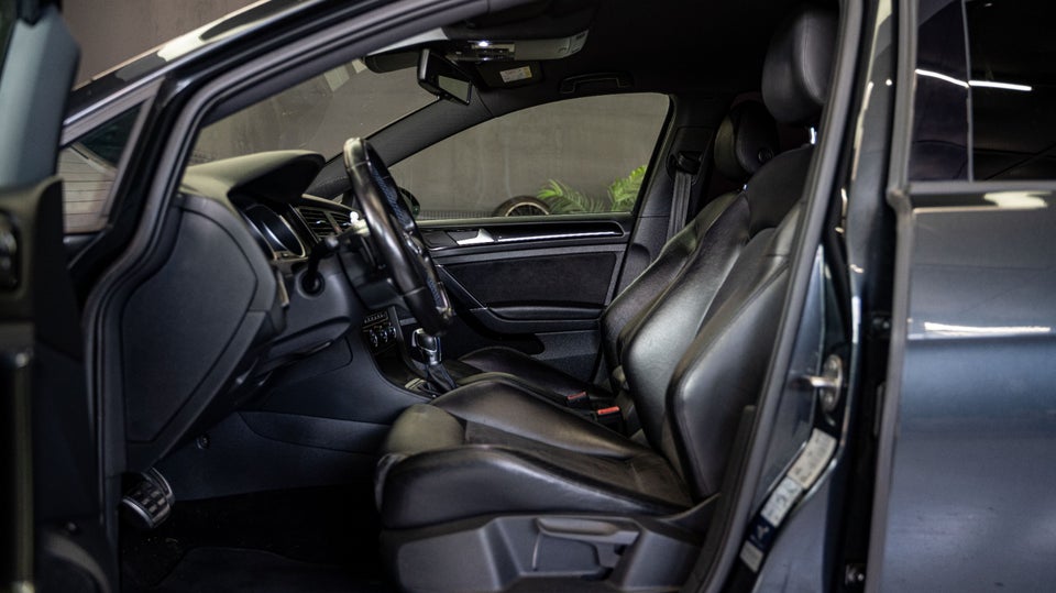 VW Golf VII 1,4 GTE Highline DSG 5d