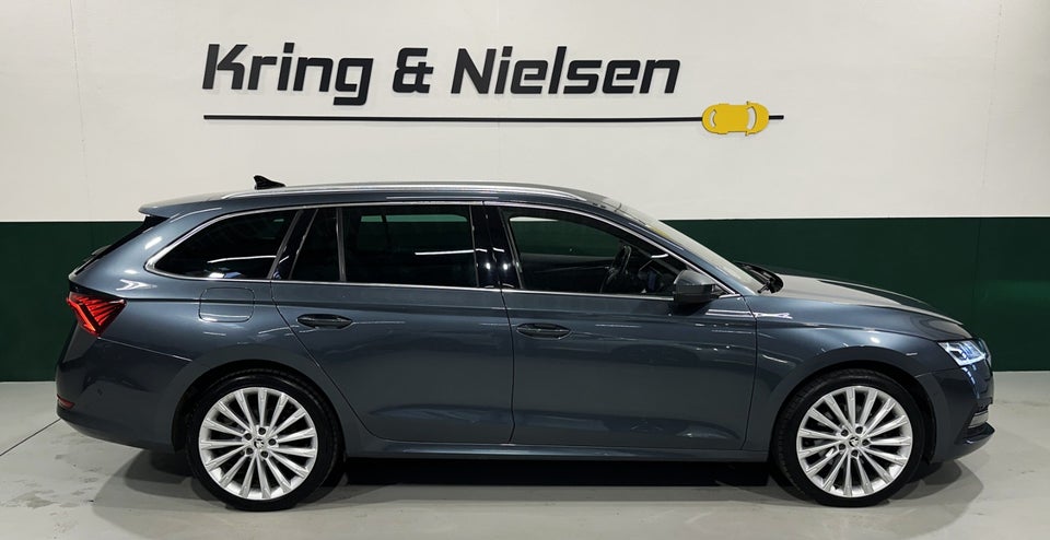 Skoda Octavia 1,4 TSi iV Plus Combi DSG 5d