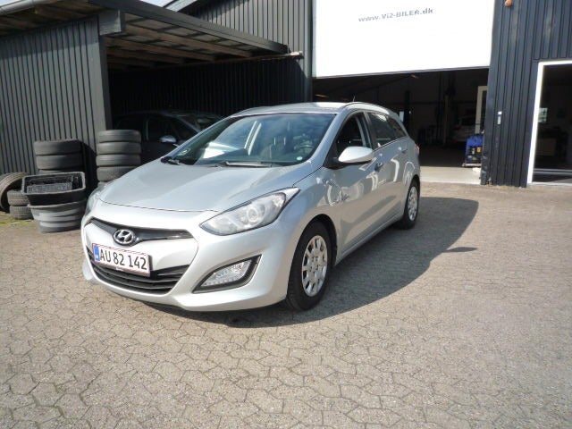 Hyundai i30 1,6 GDi Comfort CW Eco 5d