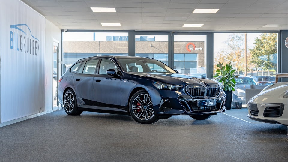 BMW i5 eDrive40 Touring M-Sport 5d