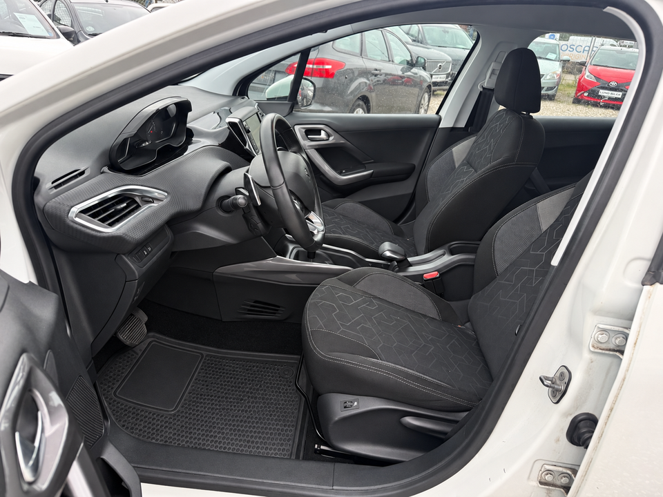Peugeot 2008 1,2 e-VTi 82 Active ESG 5d