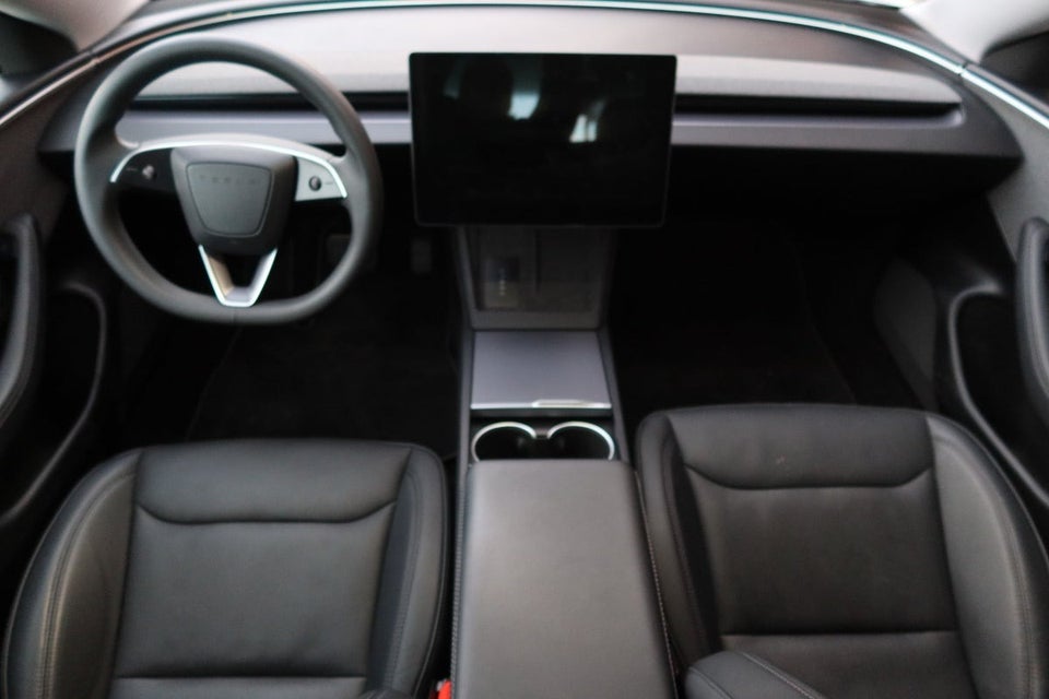 Tesla Model 3 RWD 4d