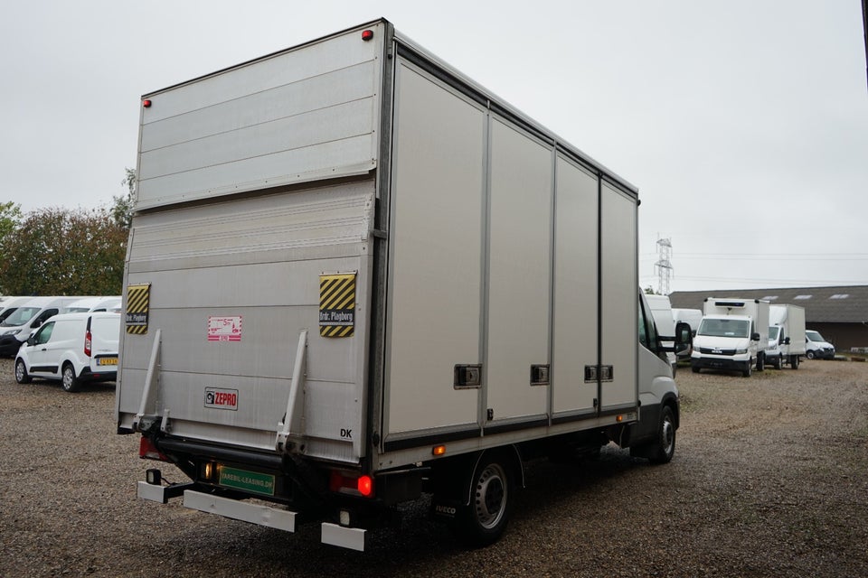 Iveco Daily 3,0 35C18 Alukasse m/lift AG8 2d