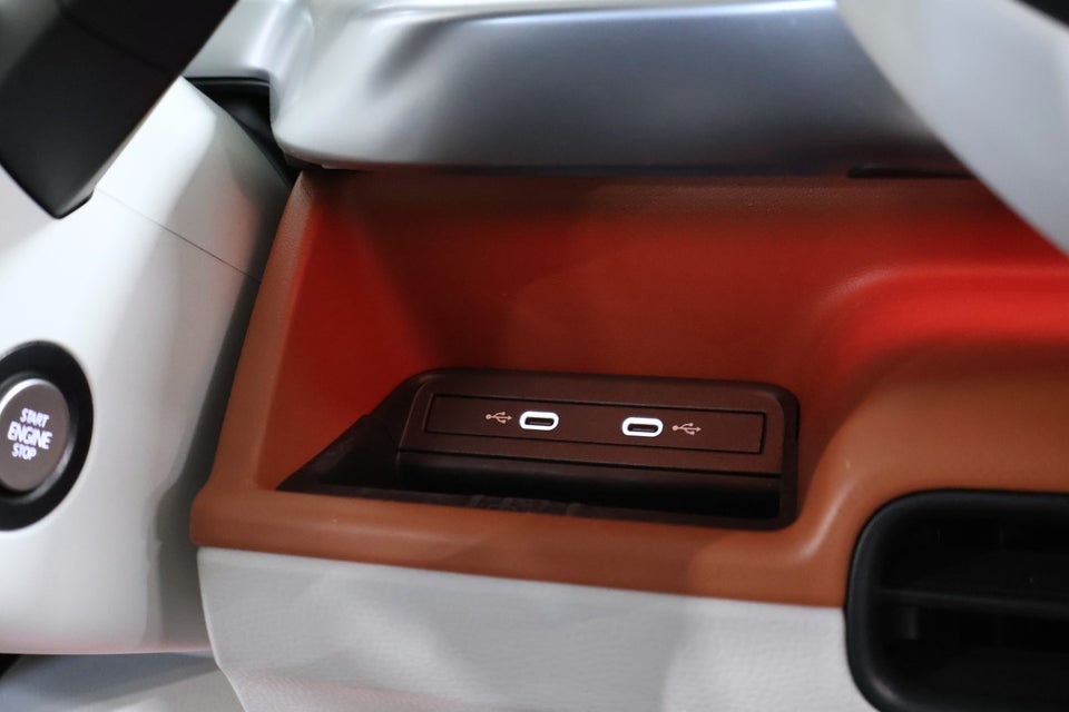 VW ID.Buzz 77 Pro SWB 5d