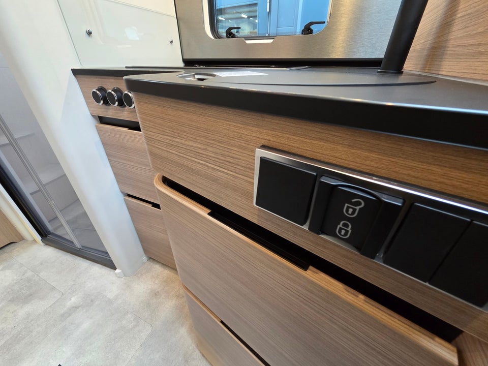 Hymer B-MC T680 2,0 CDi 170 aut.