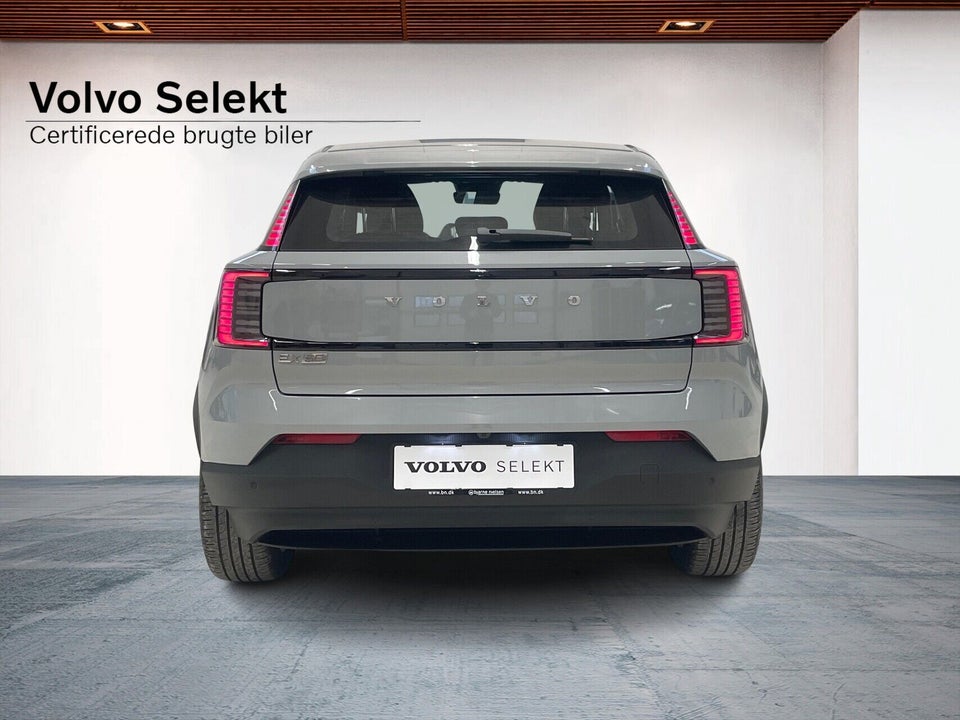 Volvo EX30 Extended Range Core 5d