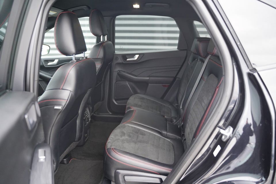 Ford Kuga 2,5 PHEV ST-Line X CVT 5d