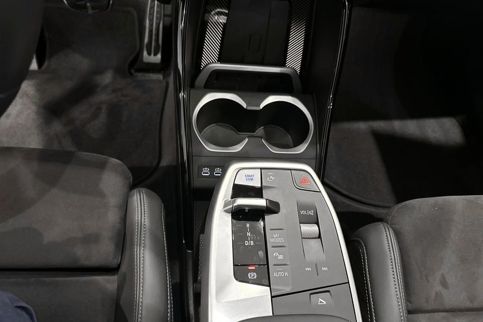 BMW iX1 eDrive20 M-Sport 5d