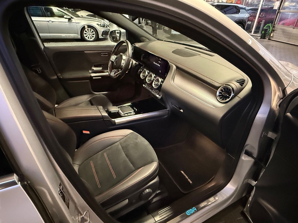 Mercedes EQA250 AMG Line 5d