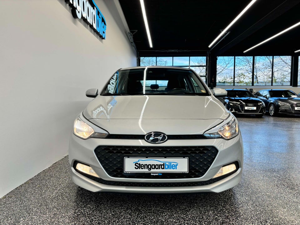 Hyundai i20 1,25 Spring 5d