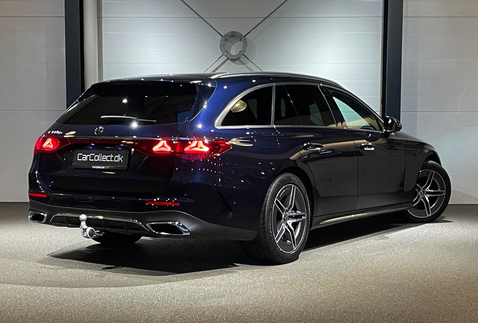 Mercedes E300 de 2,0 AMG Line stc. aut. 5d