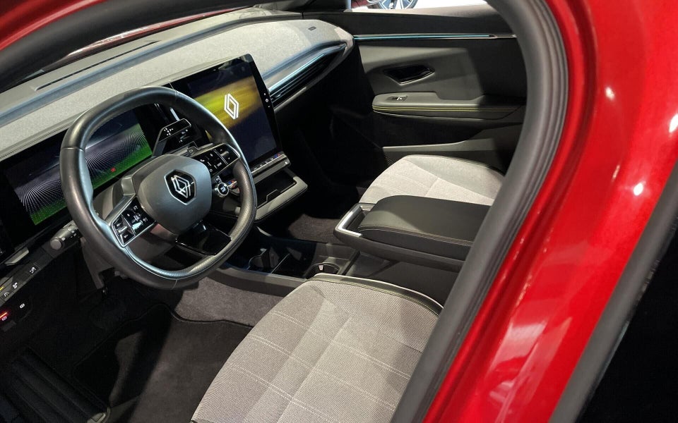 Renault Megane E-Tech 60 Techno 5d