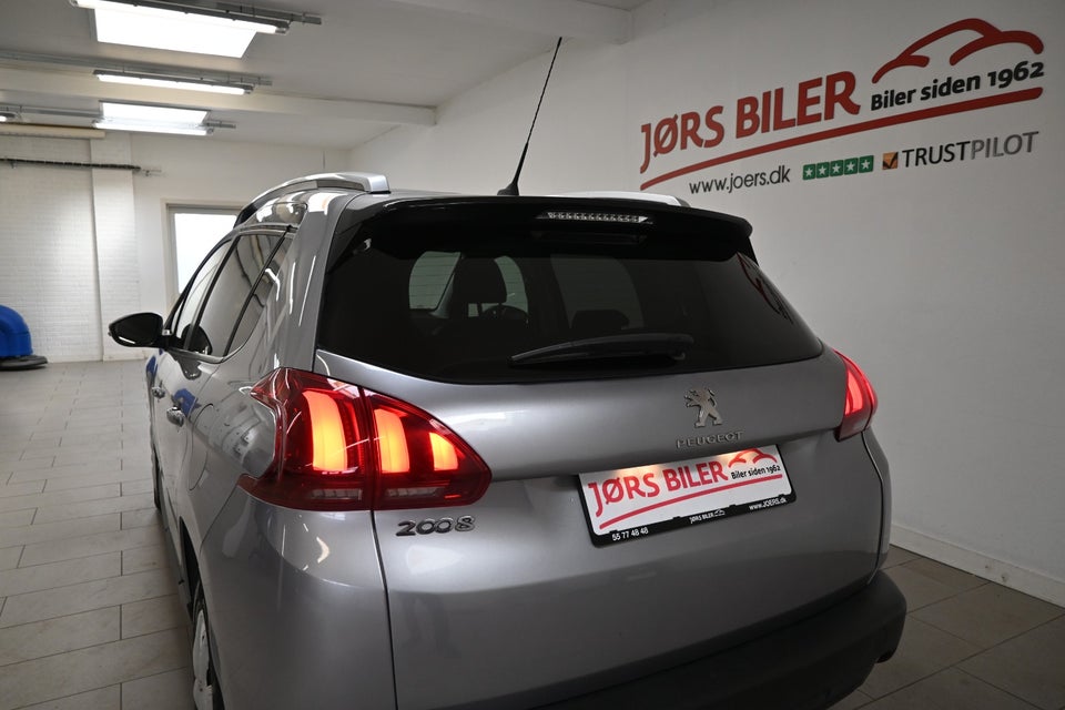 Peugeot 2008 1,2 VTi 82 Active 5d