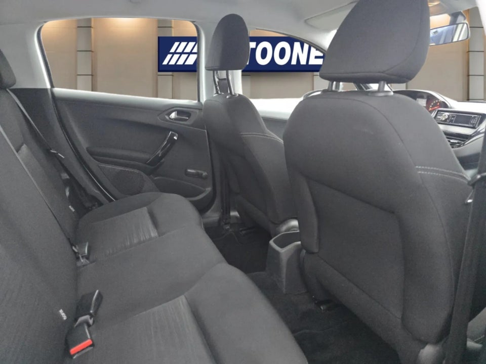 Peugeot 208 1,0 VTi Access 5d