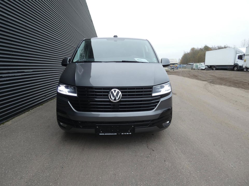 VW Transporter 2,0 TDi 150 Kassevogn DSG kort