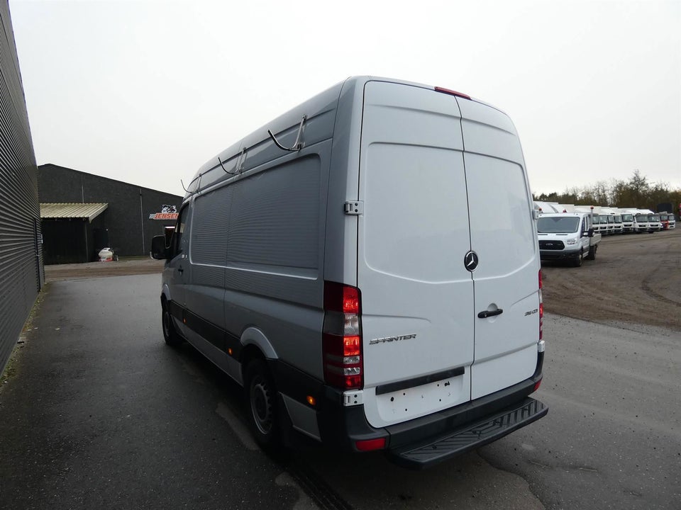 Mercedes Sprinter 316 2,2 CDi A2 Kassevogn RWD