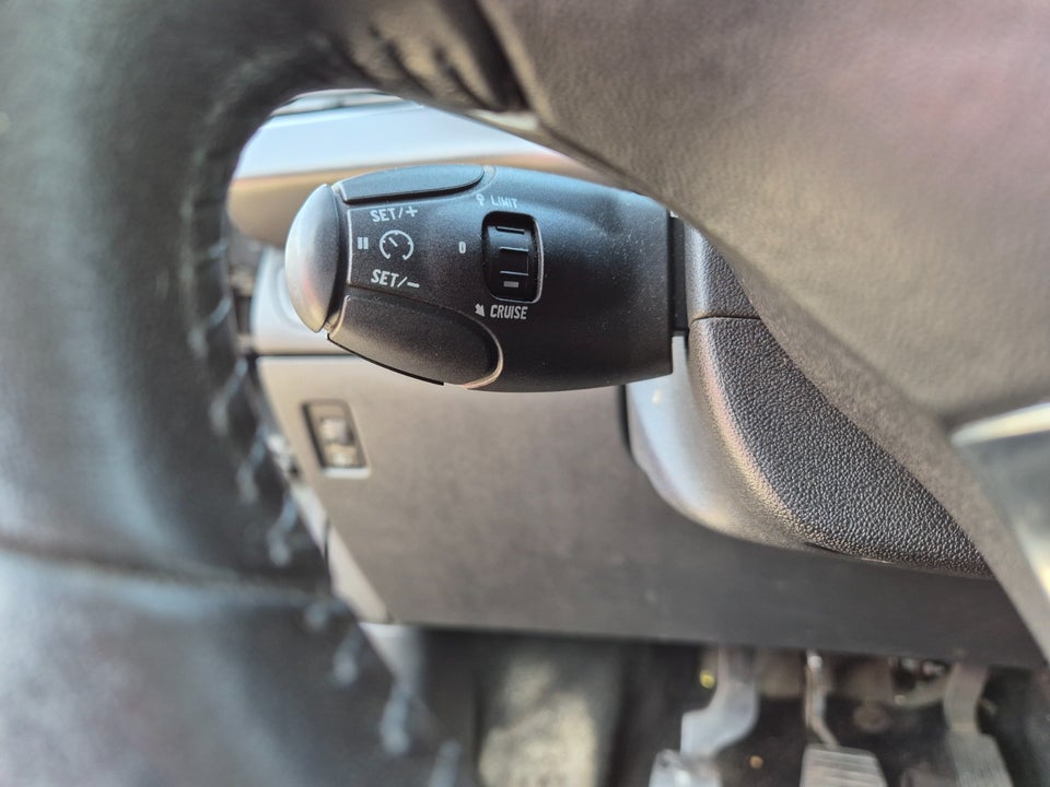 Peugeot 208 1,6 e-HDi 92 Active 5d