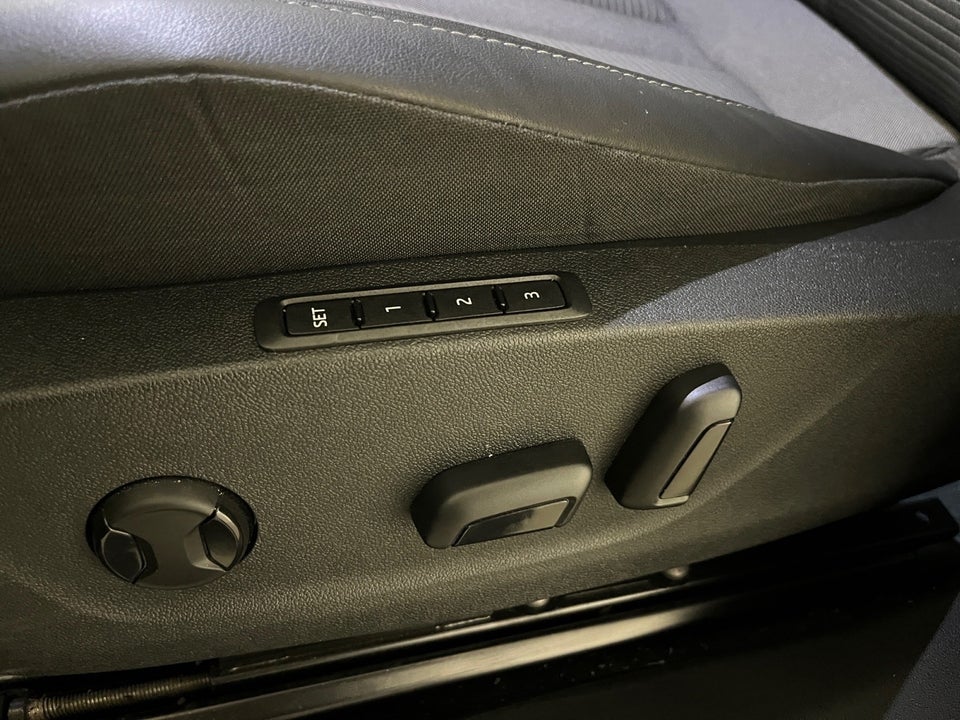 Skoda Enyaq 85x iV 5d