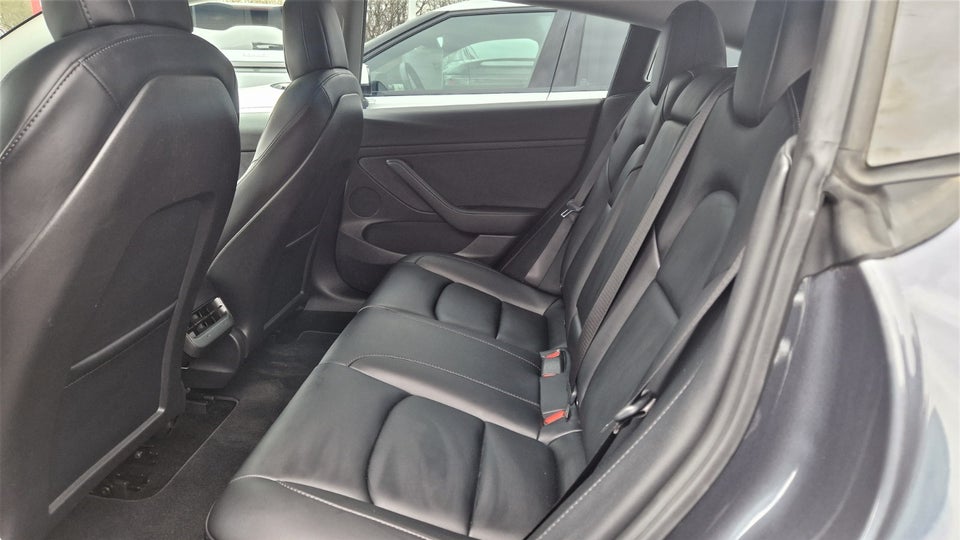 Tesla Model 3 Performance AWD 4d