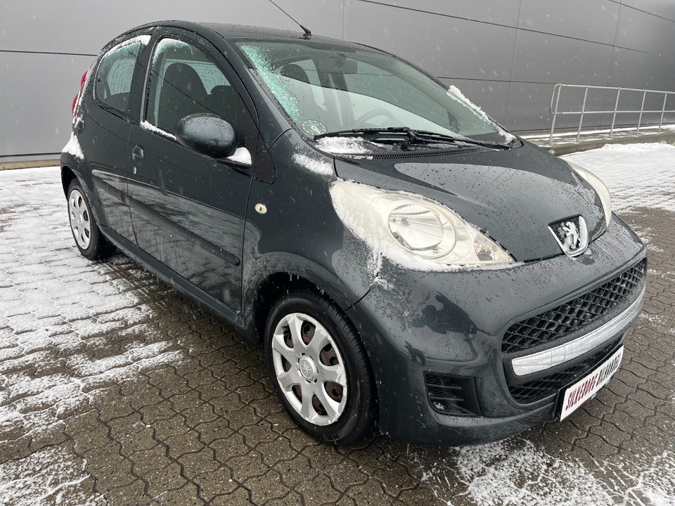 Peugeot 107 1,0 SE 5d