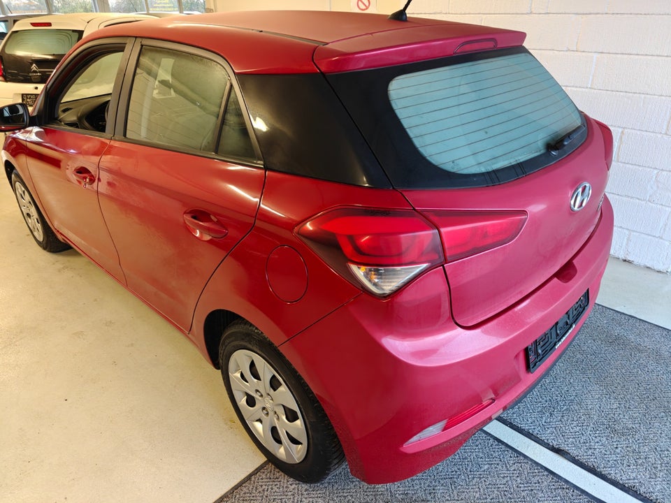 Hyundai i20 1,25 Life+ 5d