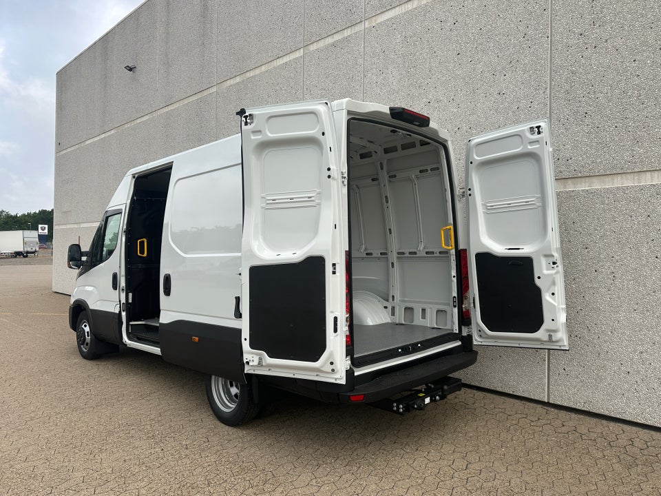 Iveco Daily 3,0 35C18 12m³ Van AG8