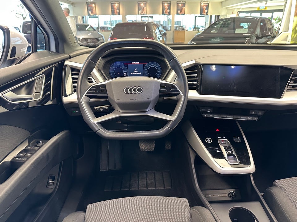 Audi Q4 e-tron 45 Progress 5d