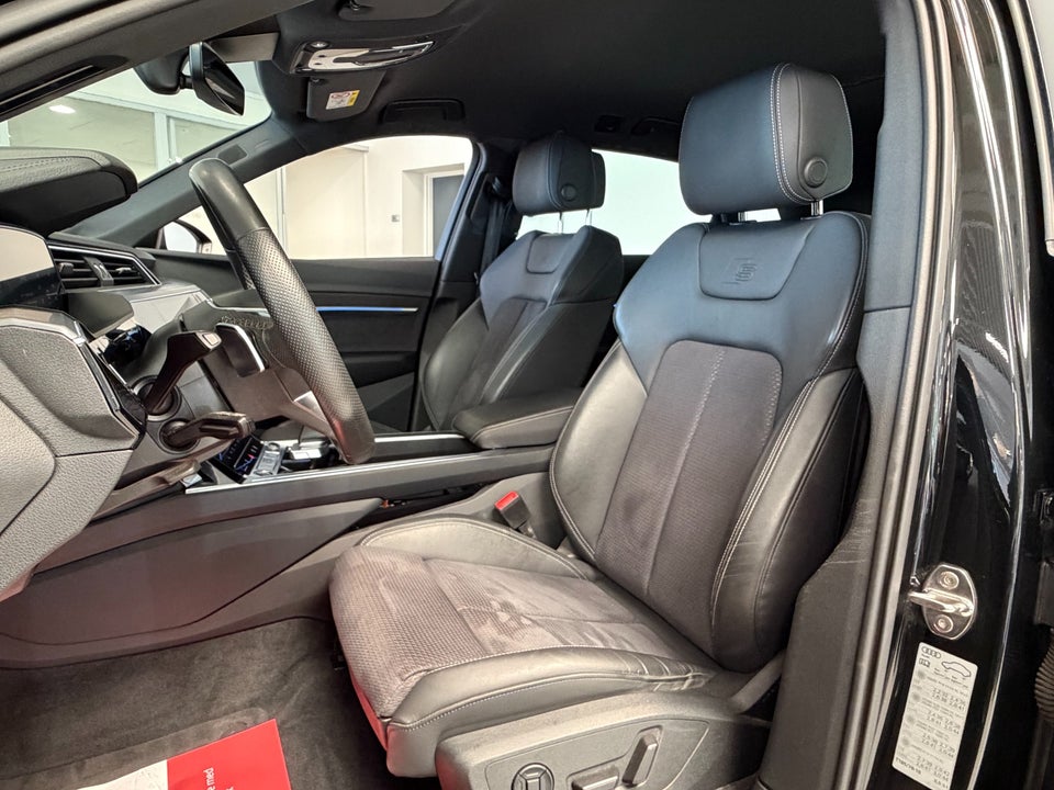 Audi Q8 e-tron 55 S-line quattro 5d