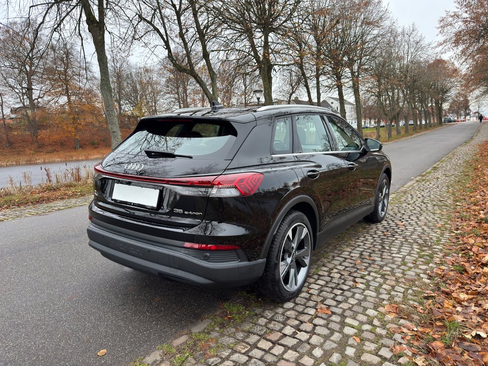 Audi Q4 e-tron 35  5d