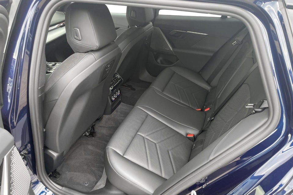 BMW i5 eDrive40 Touring Fully Charged 5d